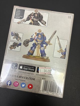 Warhammer 40k Space Marines Captain