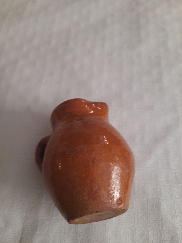 Puchero barro antiguo pequeño