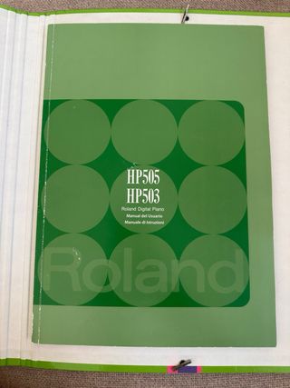 Piano digital Roland con butaca