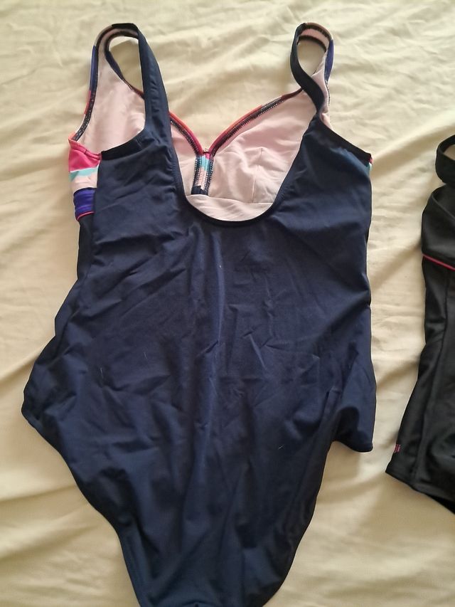 LOTE 2 Bañadores reductores Nabaiji