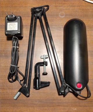 Lampara aplique, extensible, marca OSRAM.