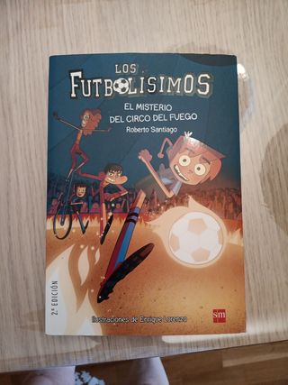Los Futbolísimos 8: El misterio del circo del f...