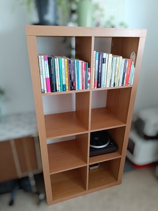 Estantería librería de madera marrón