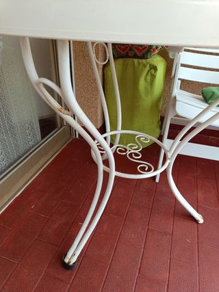 Mesa jardín blanca redonda