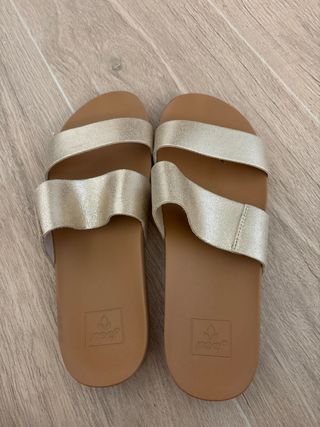 Sandalias Reef doradas mujer