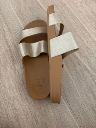 Sandalias Reef doradas mujer