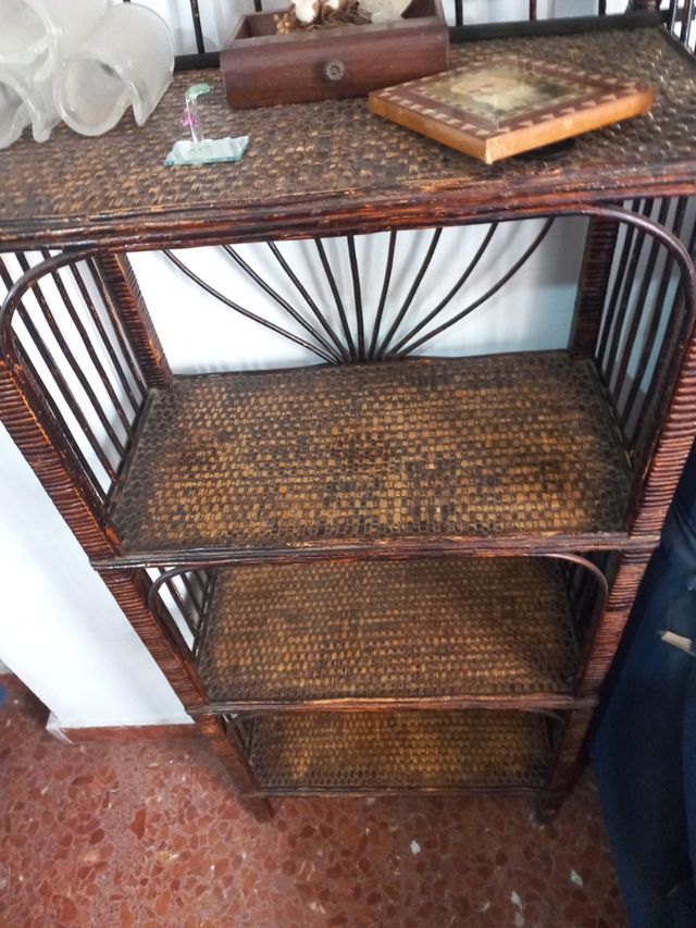 Estante de vime vintage