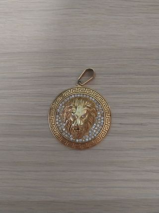 Colgante Versace León Dorado