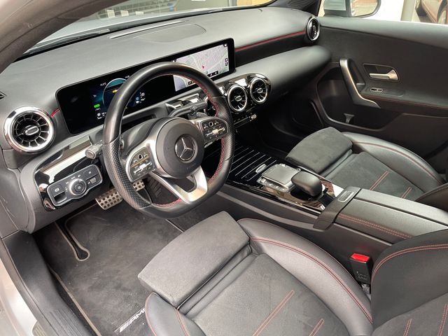 Mercedes A 250e 218 cv Hibrido enchufable