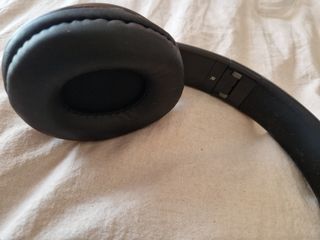 Cascos inalámbricos negros