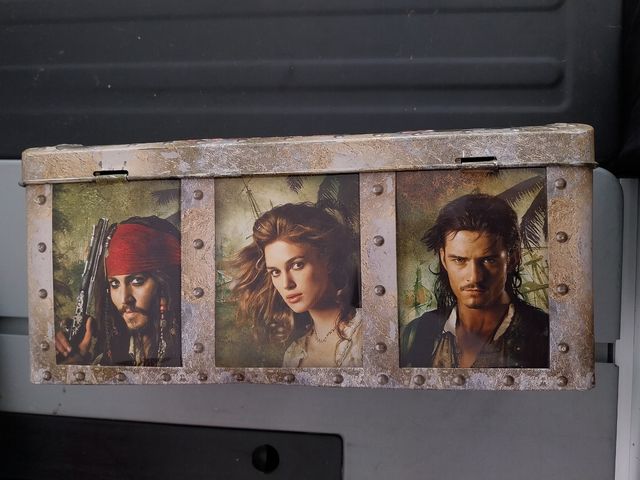 Caja Piratas del Caribe