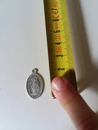 Medalla religiosa antigua