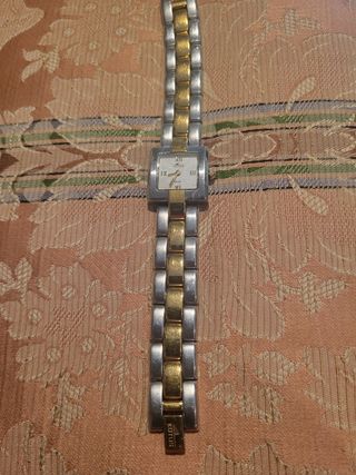 Reloj Lotus mujer dorado plata