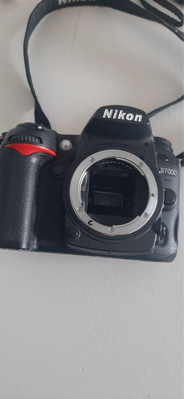 Fotocamera reflex Nikon D7000
