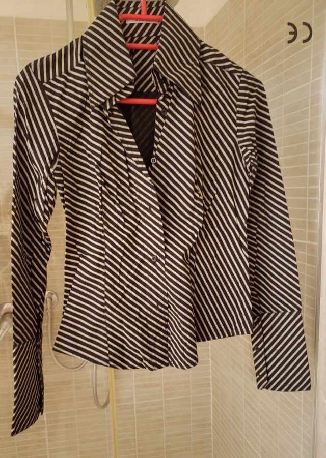 Camicia a righe bianco-nera