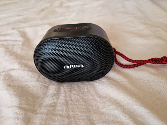 Altavoz Aiwa portátil