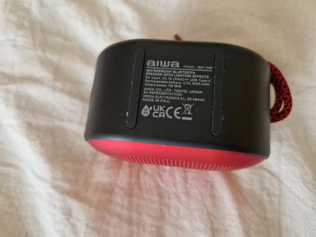 Altavoz Aiwa portátil