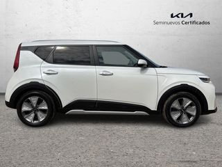 KIA e-Soul e-Soul 150kW Emotion (Long Range)