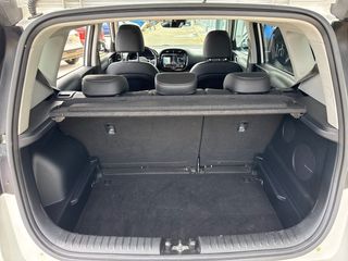 KIA e-Soul e-Soul 150kW Emotion (Long Range)