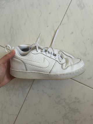 Zapatillas Nike blancas