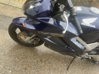 Honda VFR 800 - Impecable 2003