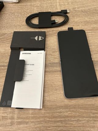 Samsung Galaxy A Flip 6 - 256GB - Prata