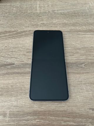 Samsung Galaxy A Flip 6 - 256GB - Prata