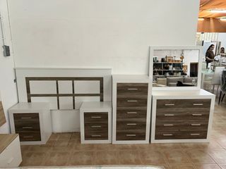 Dormitorio Cabecero + 2 mesitas + 2 cajoneras