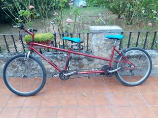 Bicicleta tándem usada