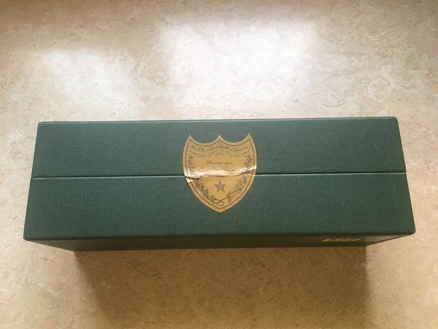 Caja vacía Dom Perignon 1992