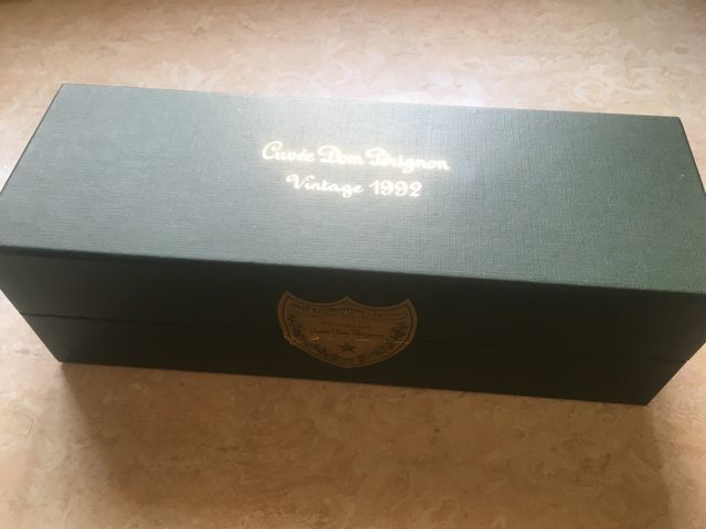 Caja vacía Dom Perignon 1992