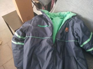 Anorak FCB azul y verde