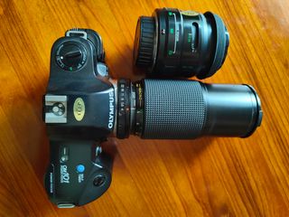 Cámara de fotos analógica Réflex Olympus| Vivitar