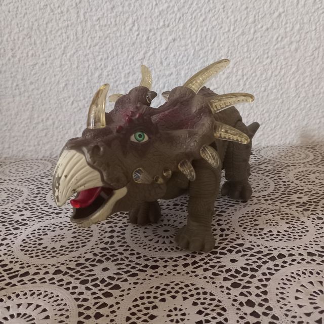 Dinosaurio con Luces 