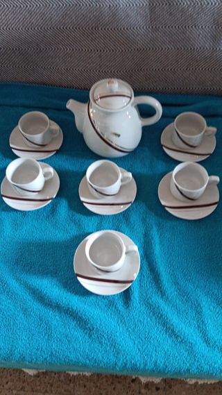 Tetera porcelana dorada