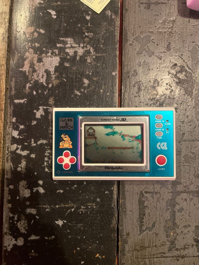 Nintendo Donkey Kong Jr. Game & Watch