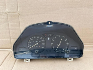 Cuadro de instrumentos Peugeot 106 II (1) 