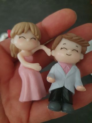 3 coppie statuette innamorati