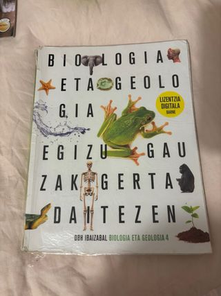 Biologia eta Geologia Dbh 4