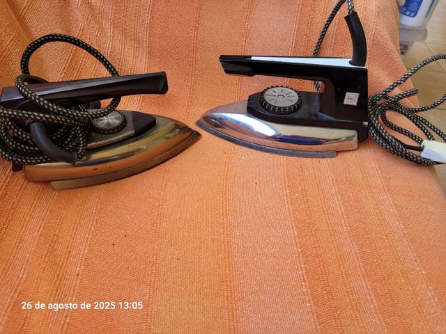 2 Planchas Vintage Antiguas
