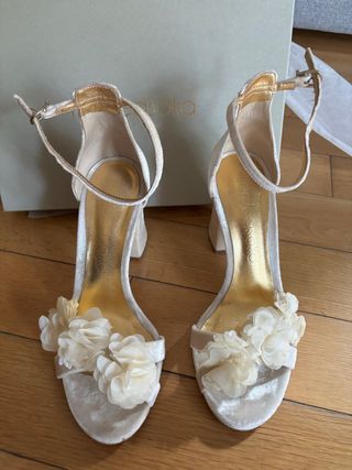 Sandalias Flor de Asoka Novia - Blanco perlado