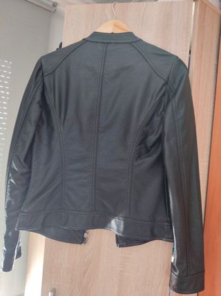 Chaqueta ONLY negra talla S