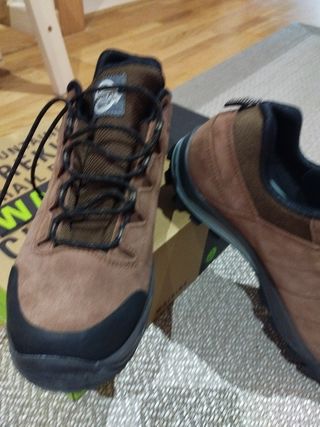 Botas Boreal Marrón Senderismo