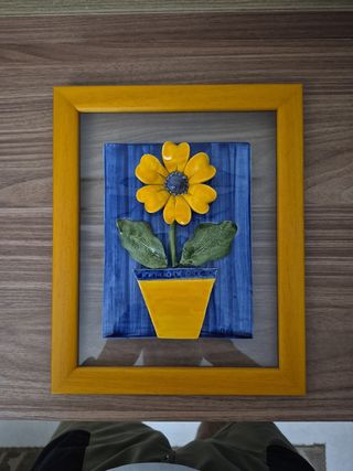 Cuadro Cerámica Flor Amarilla