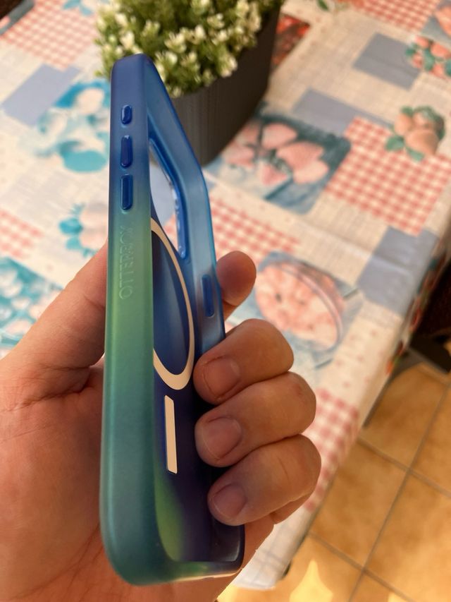 Funda iPhone 16Pro Apple