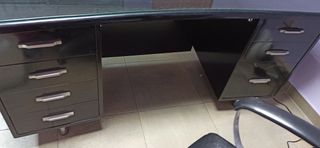 Mesa escritorio moderna - negra y marrón