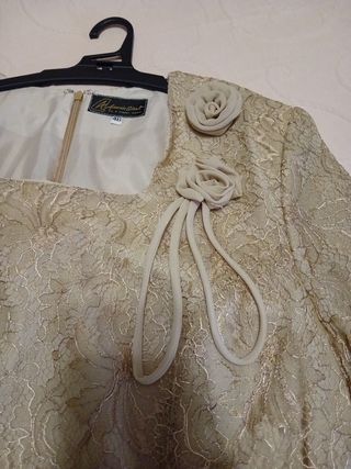 Vestido beige/dorado talla 46