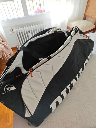 Bolsa raquetero tenis Dunlop con ruedas. Nueva.