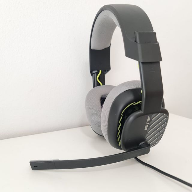 Auriculares Logitech Astro A10