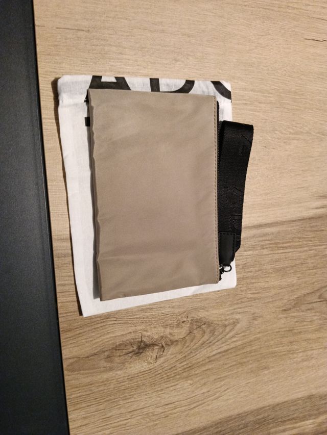 Monedero Adolfo Domínguez Beige